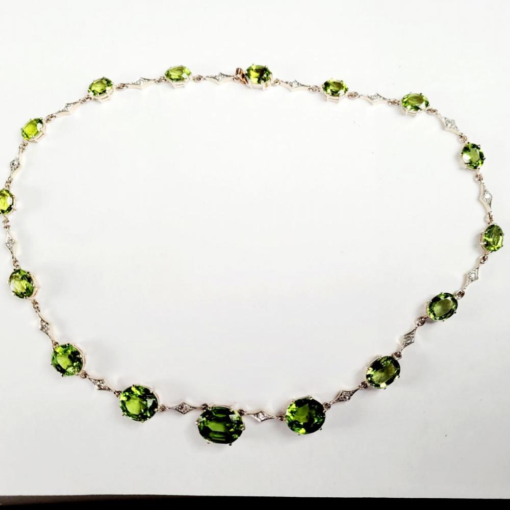 9ct Gold & Peridot Riviere Necklace (109T) | The Antique Jewellery Company